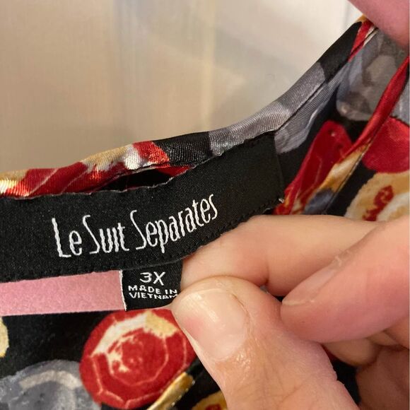 Le Suit Separates multicolor sleeveless top Size 3X - Picture 3 of 4
